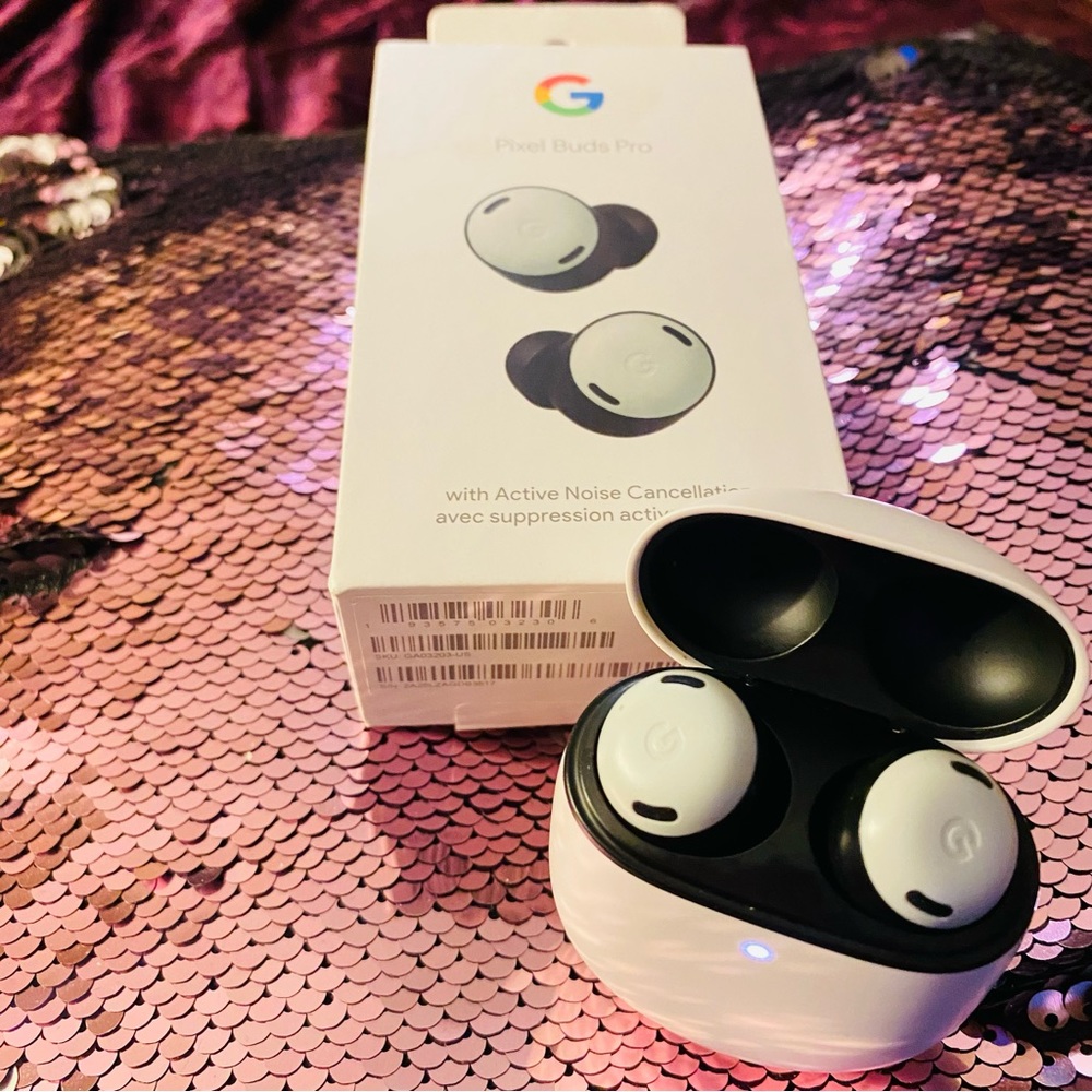 Google - Pixel Buds Pro True Wireless Noise Cancelling Earbuds - Fog